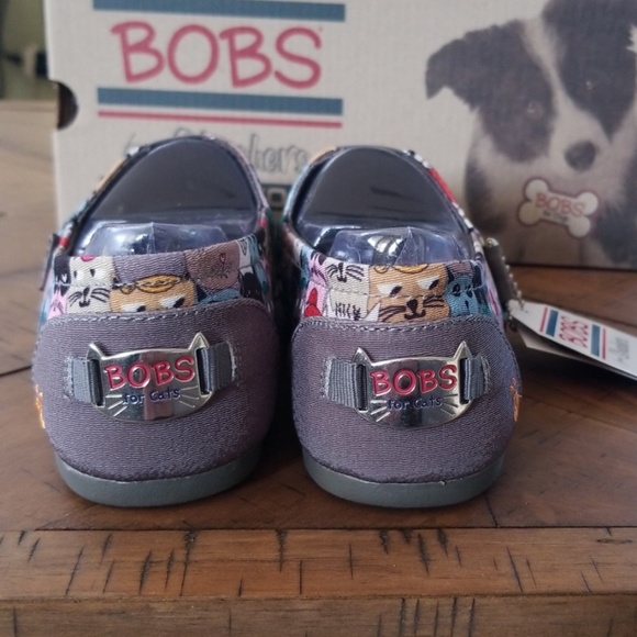 🆕️ Scratch Party Bob's Skechers - Picture 4 of 7